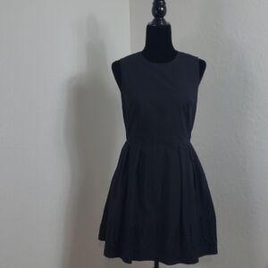 Gap Elegant Black Sleeveless Dress Lazer Cut Buttom Size 4